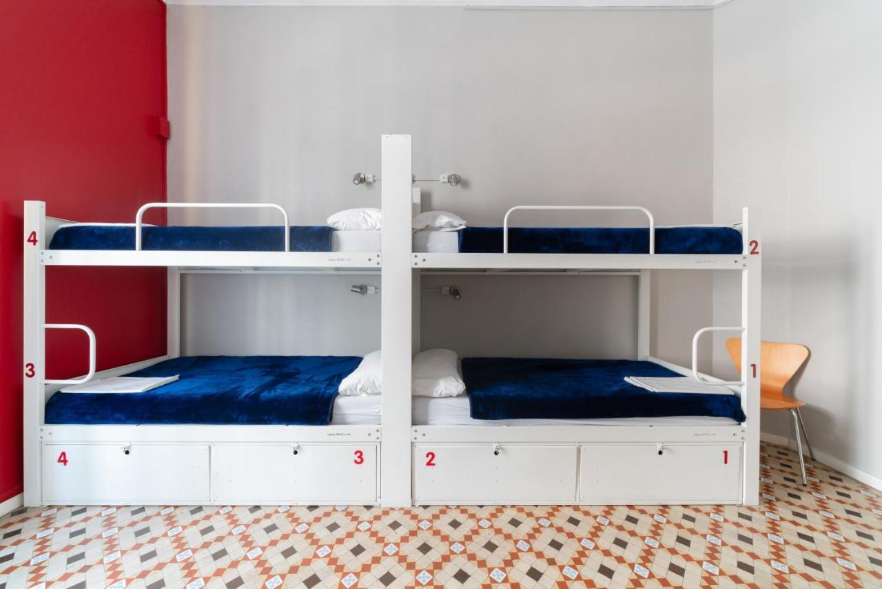 Red Nest Hostel Walencja Zewnętrze zdjęcie