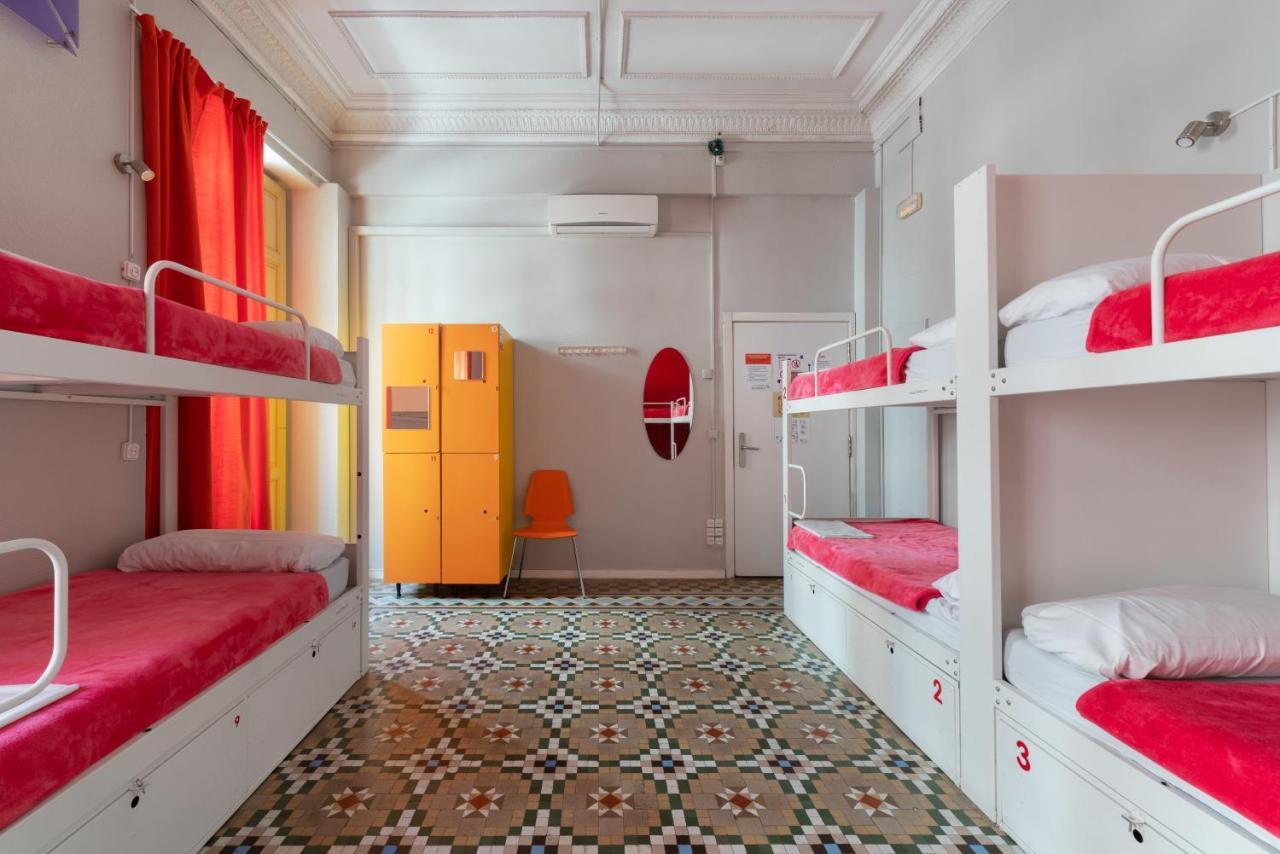 Red Nest Hostel Walencja Zewnętrze zdjęcie