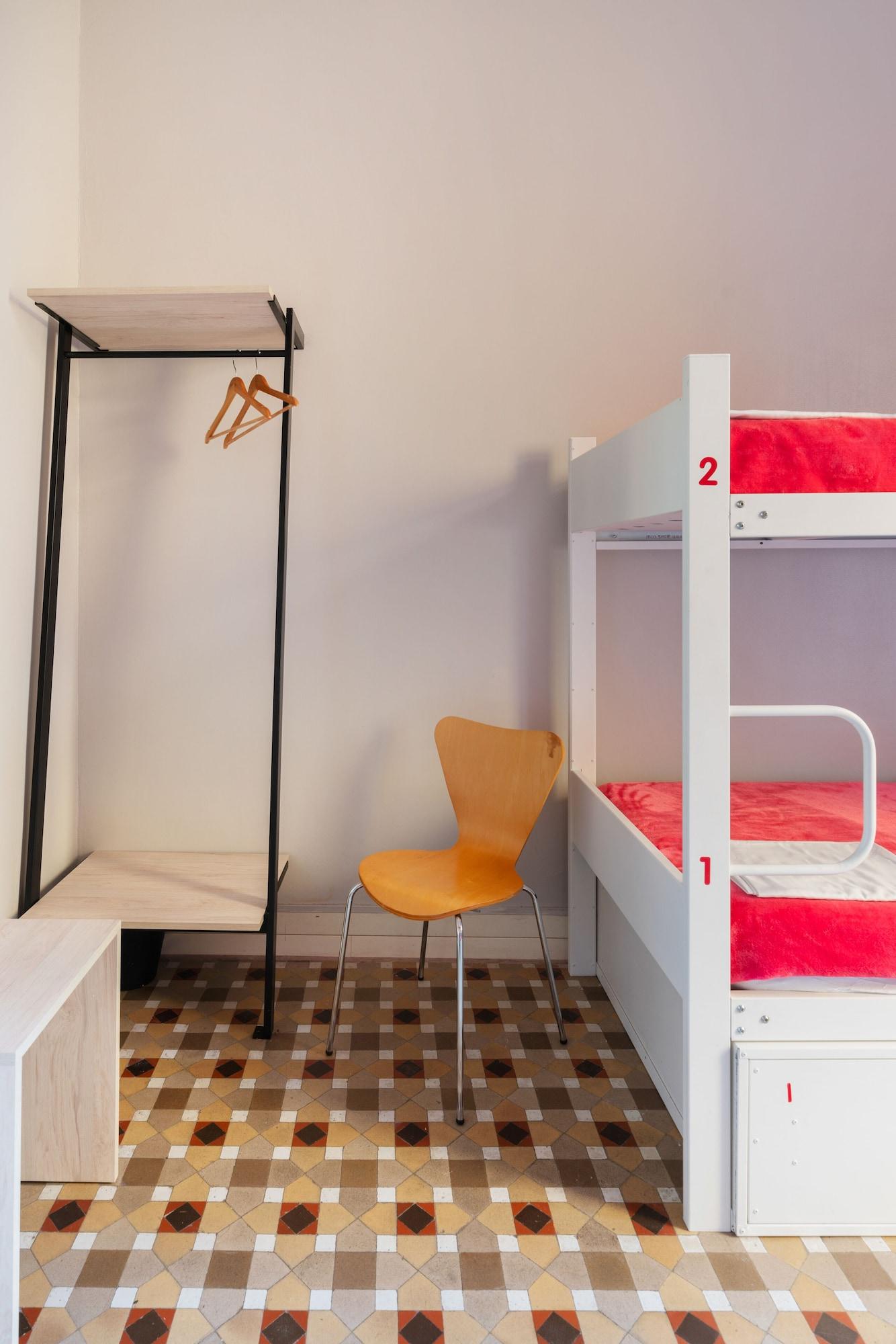 Red Nest Hostel Walencja Zewnętrze zdjęcie