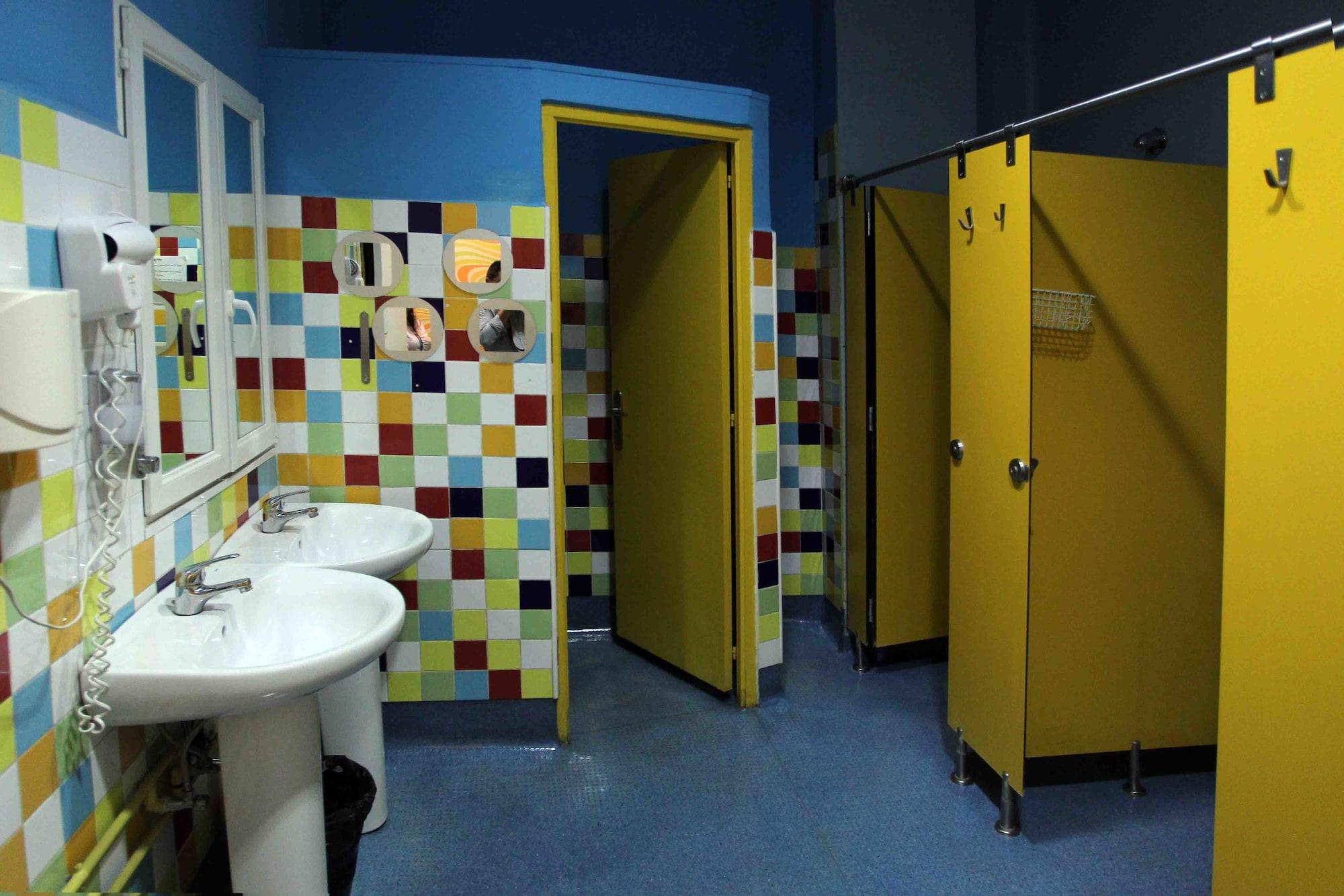 Red Nest Hostel Walencja Zewnętrze zdjęcie