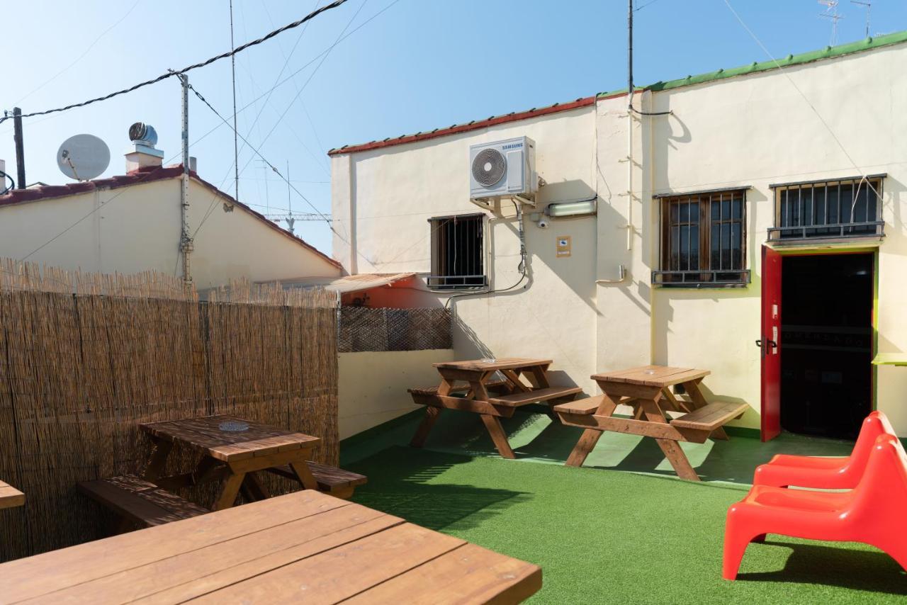 Red Nest Hostel Walencja Zewnętrze zdjęcie