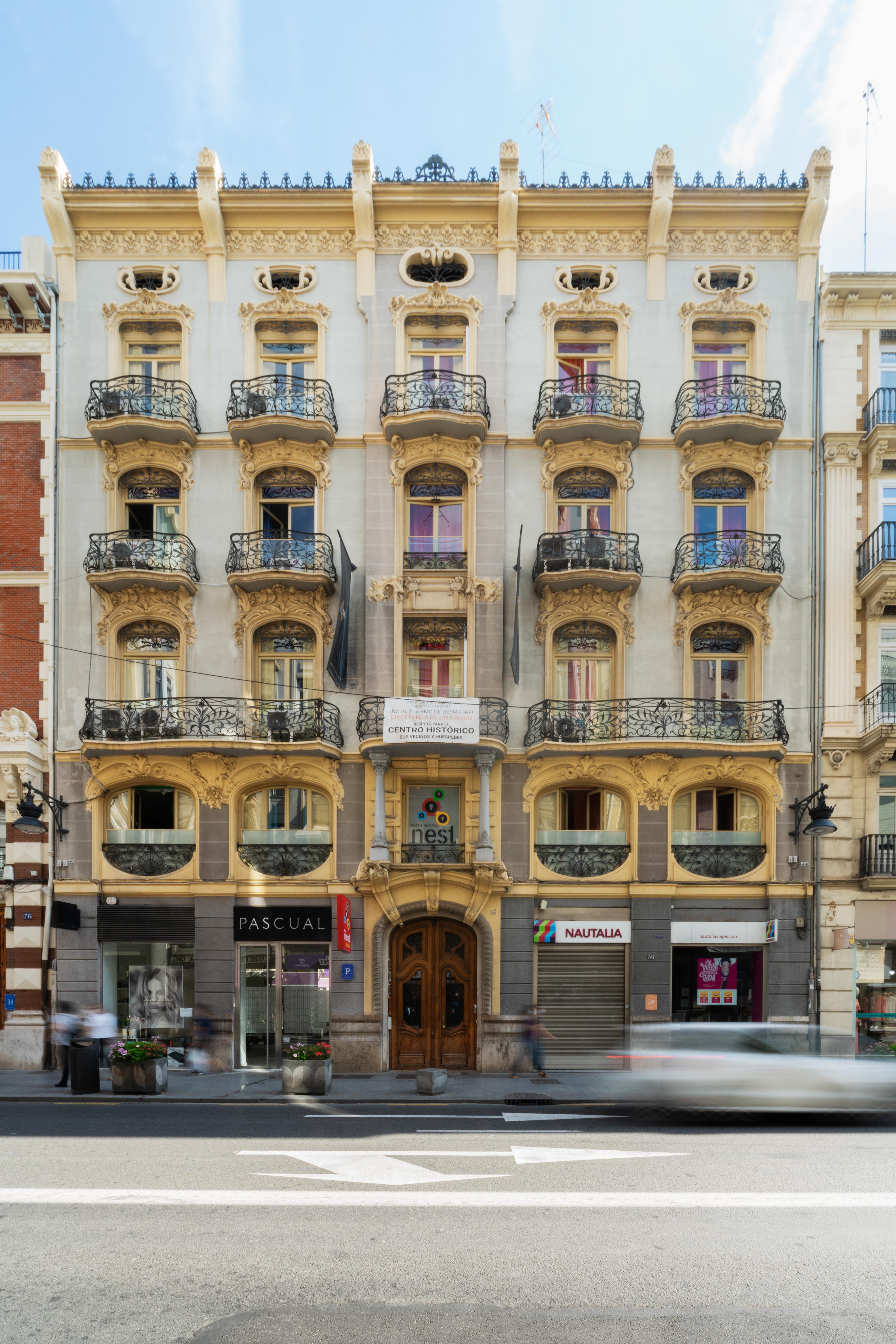 Red Nest Hostel Walencja Zewnętrze zdjęcie